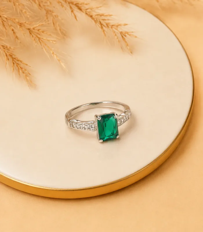 Emerald Green Crystal Silver Ring