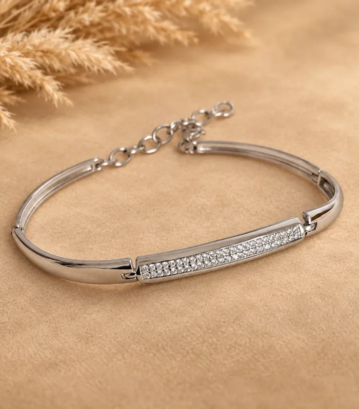 Curve Bracelet